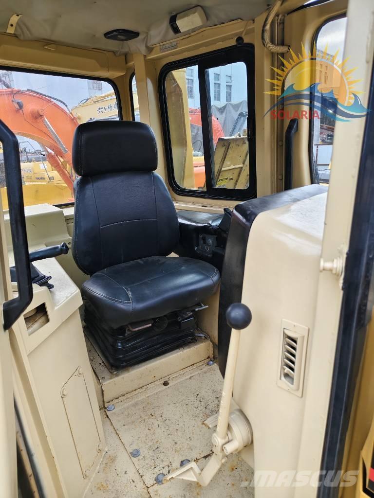 CAT D 7 R 履带式推土机
