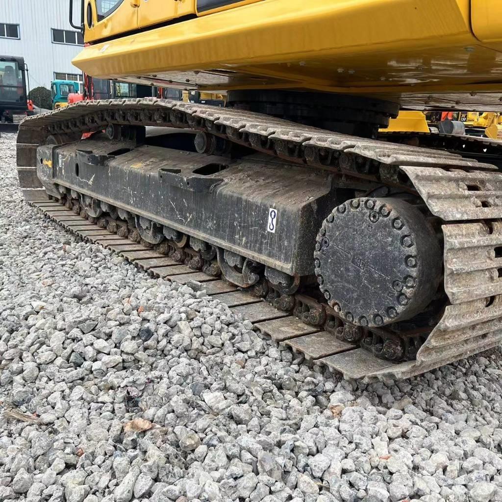 Komatsu PC240 履带挖掘机