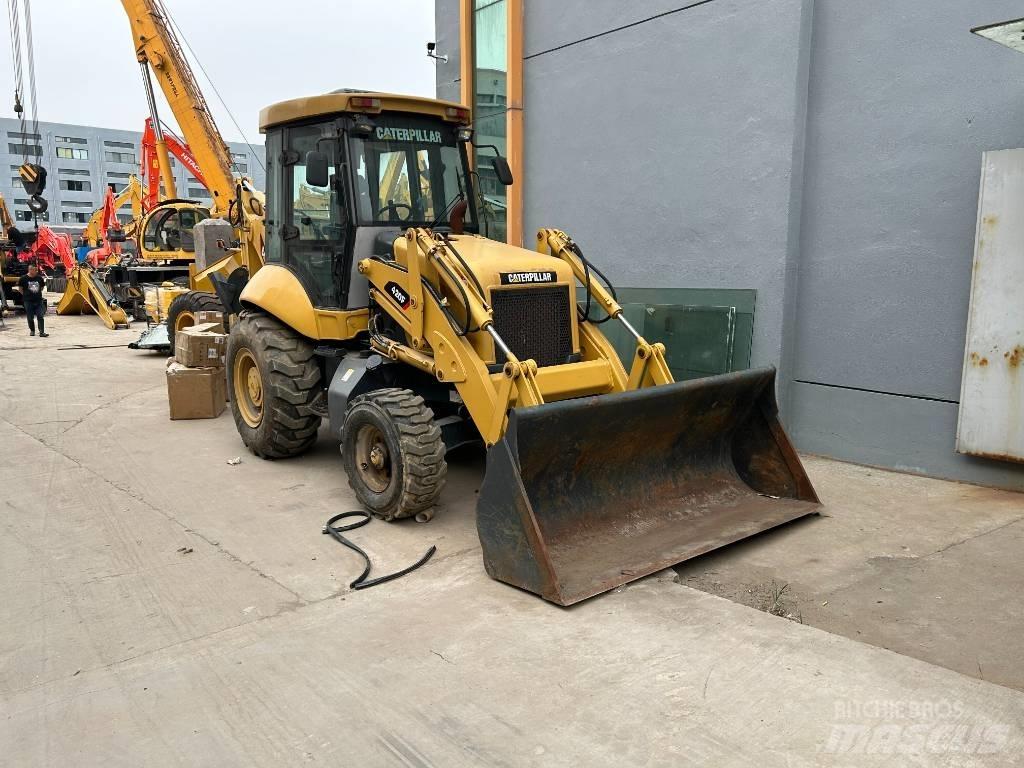 CAT 420 F 反铲装载机