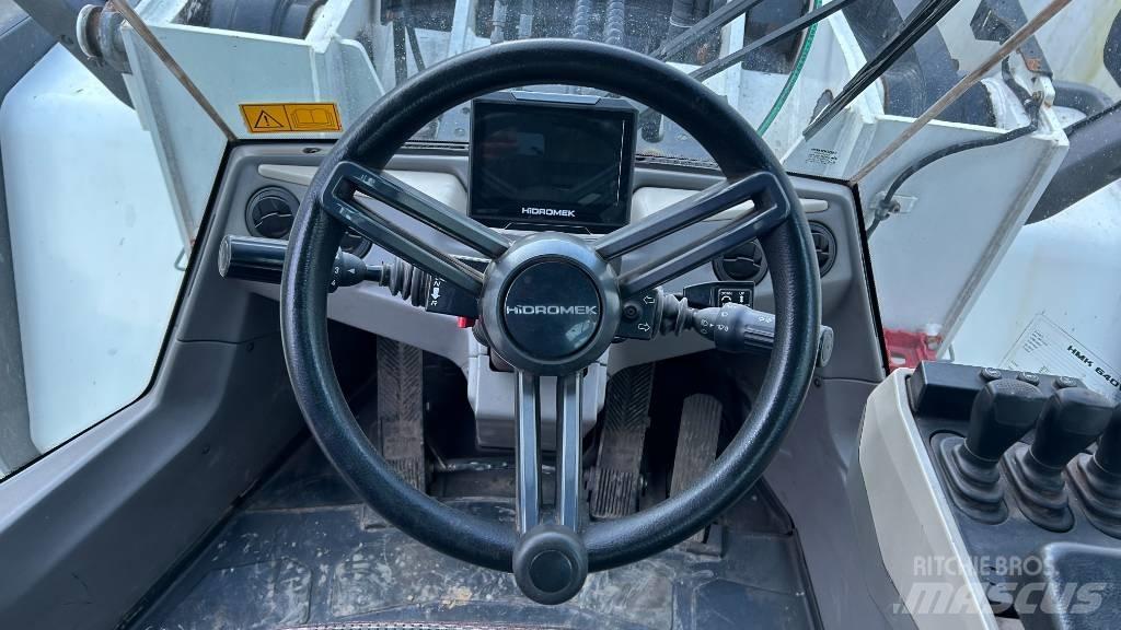 Hidromek HMK 640 WL 轮式推土机