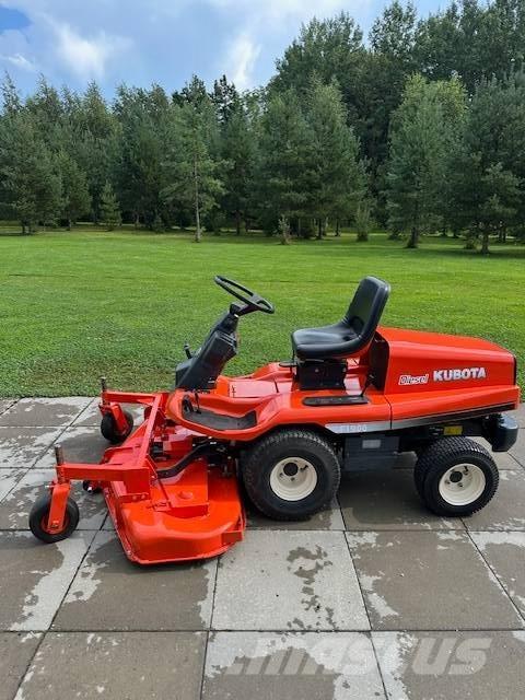 Kubota F 1900 骑乘式割草机