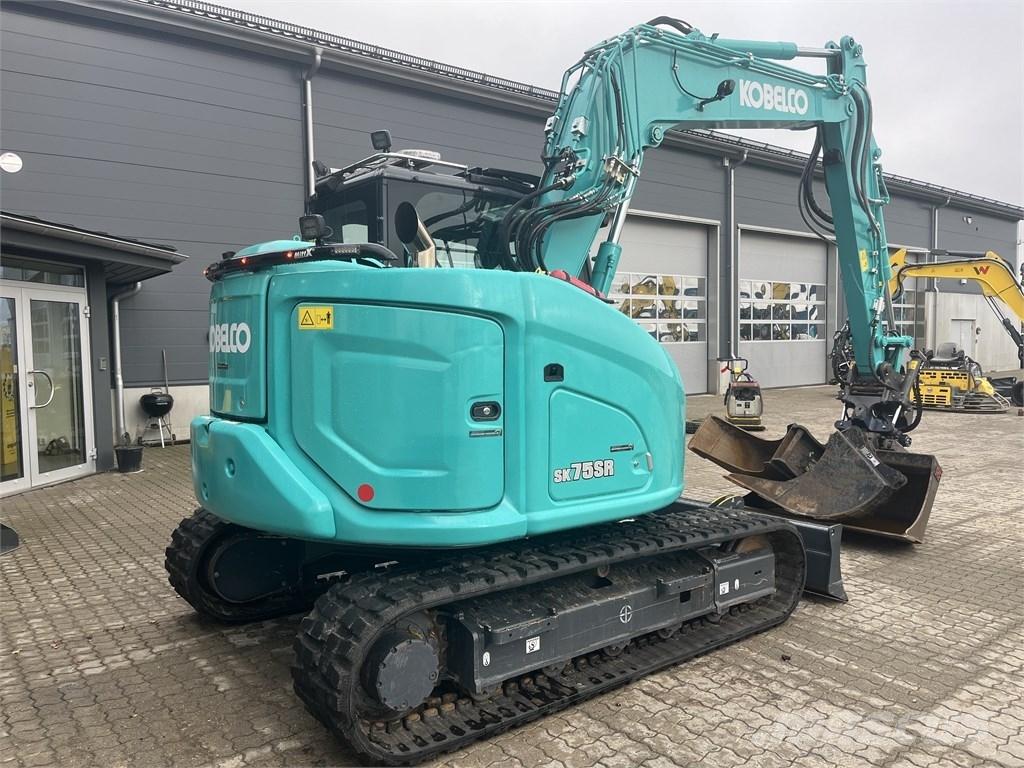 Kobelco SK 75 SR 中型挖掘机
