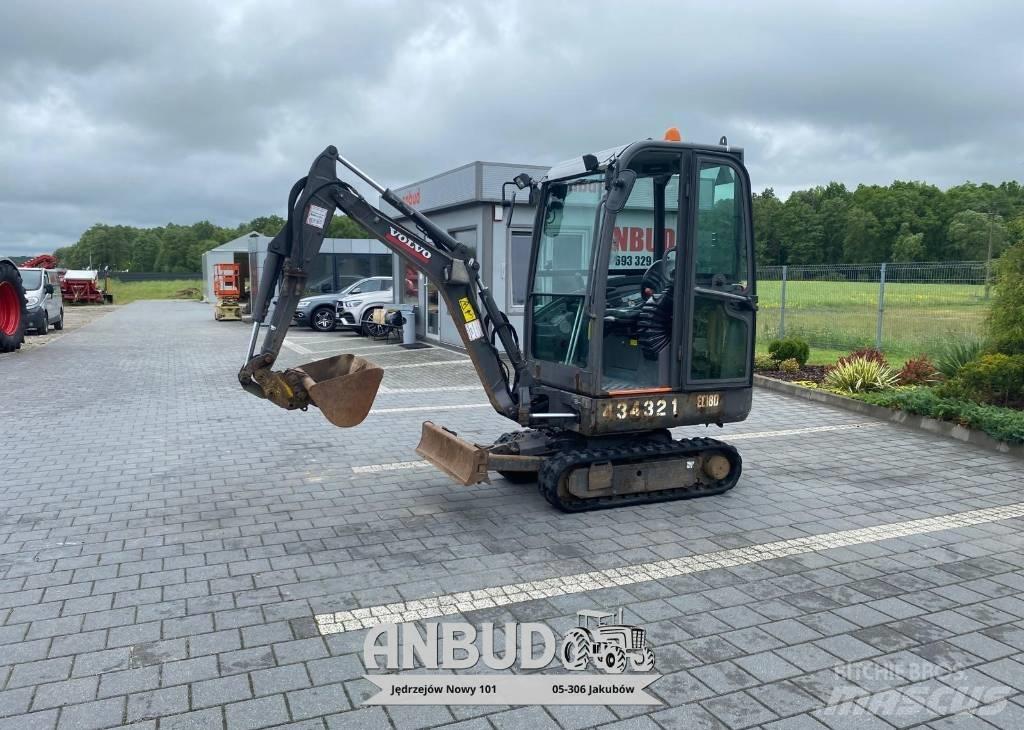 Volvo EC18D 小型挖掘机