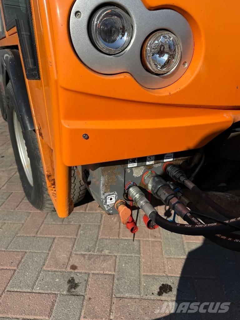 Hansa APZ 1003 工具车