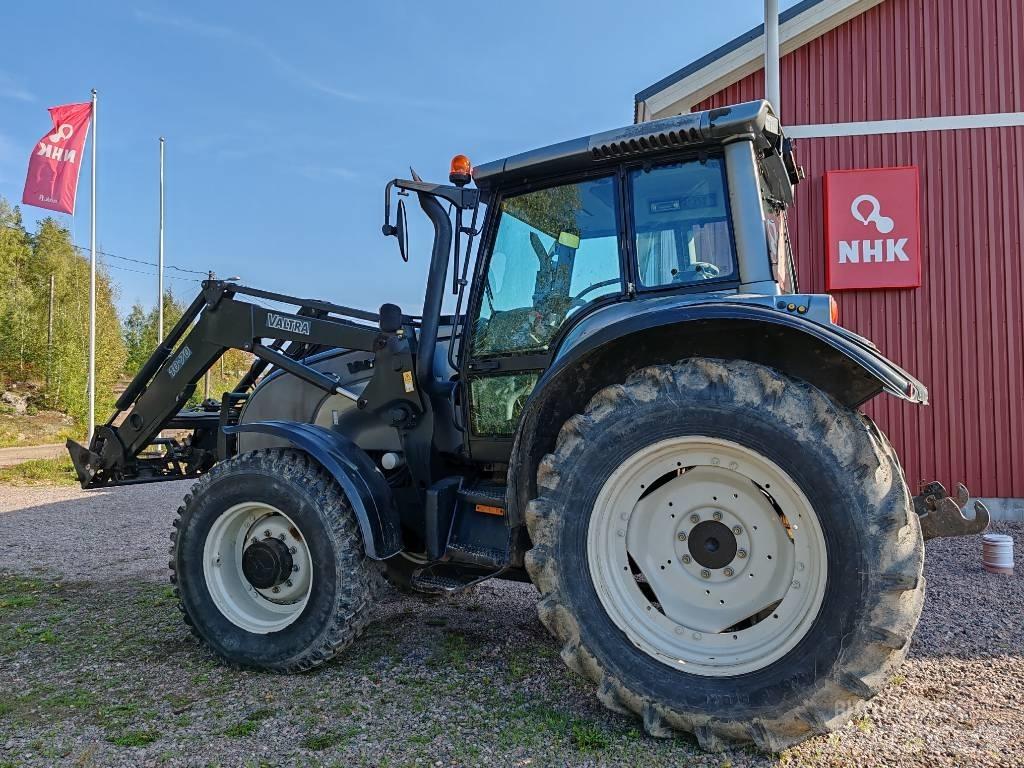 Valtra M 130 拖拉机/农用车