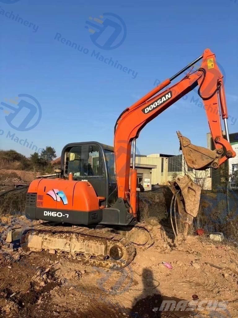 Doosan DH 60 履带挖掘机