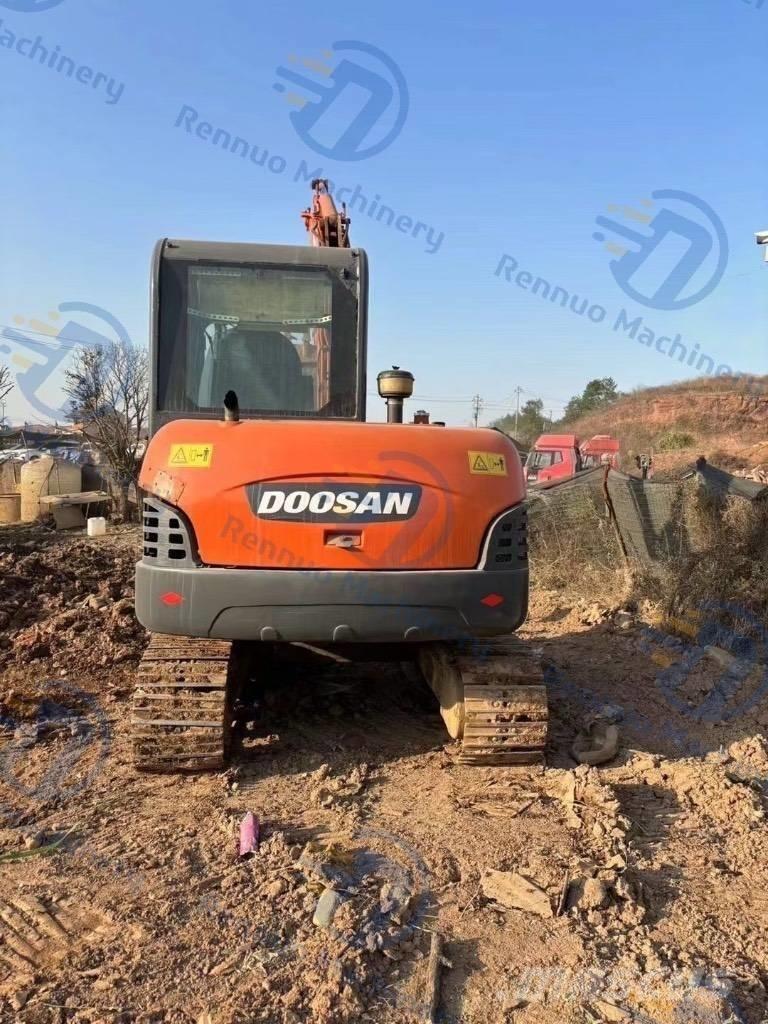 Doosan DH 60 履带挖掘机