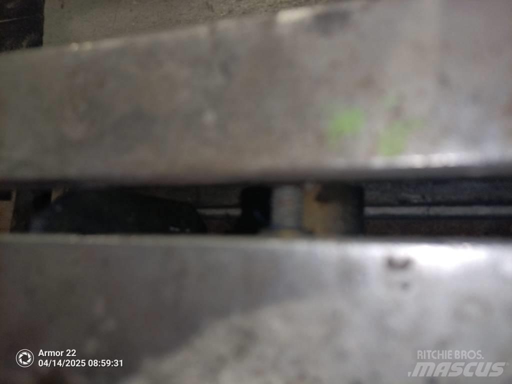 JLG 2630 ES 剪叉式升降机