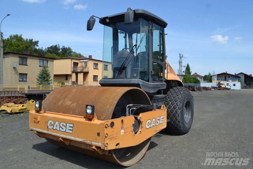 CASE 1110 EX-D 单轮压路机