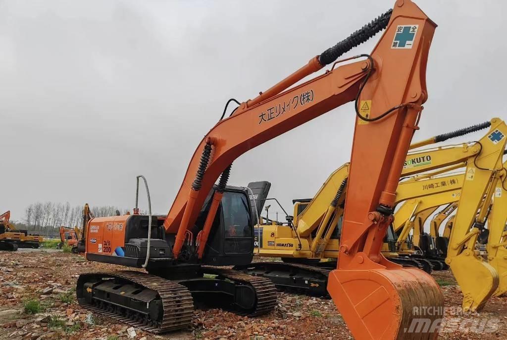 Hitachi Zaxis 200 LC 中型挖掘机