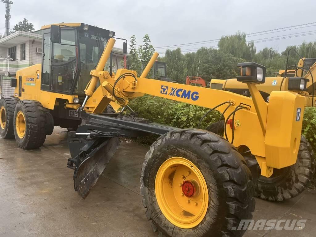 XCMG GR 180 平地机/推土机