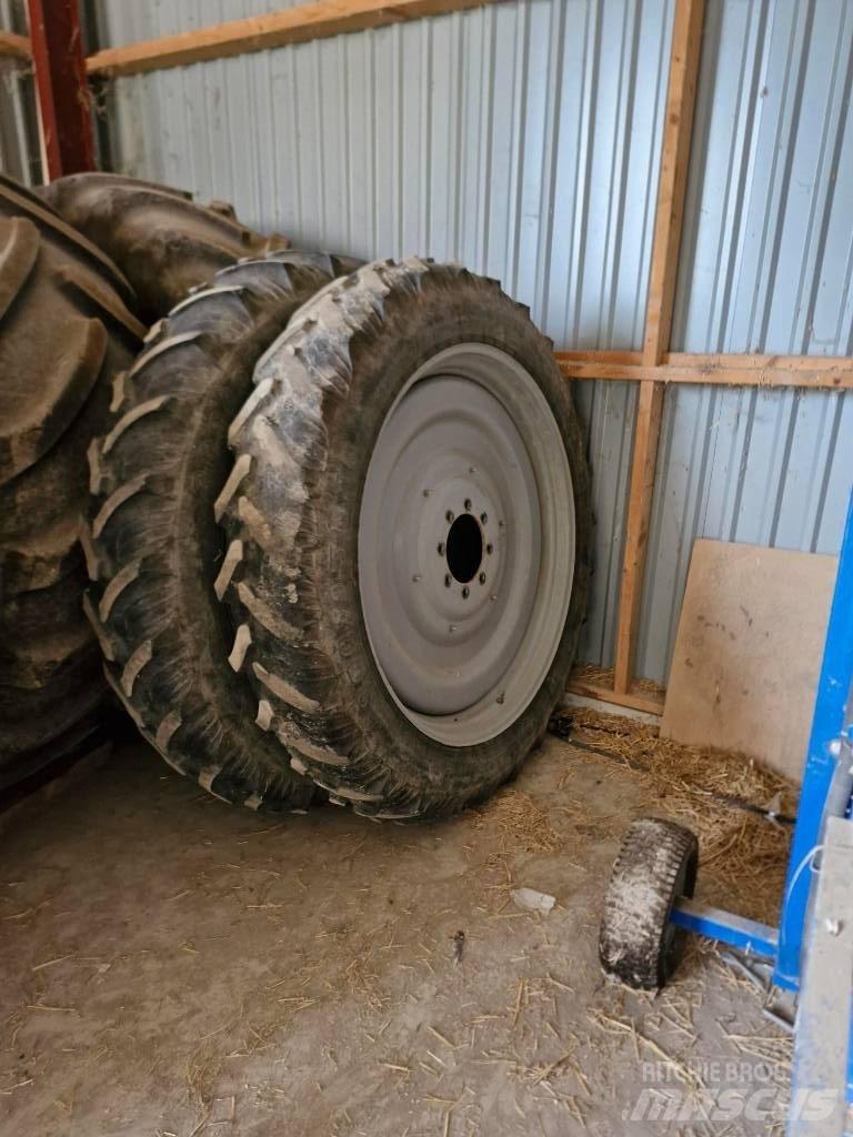 Hardi Commander 3200 牵引式喷雾机