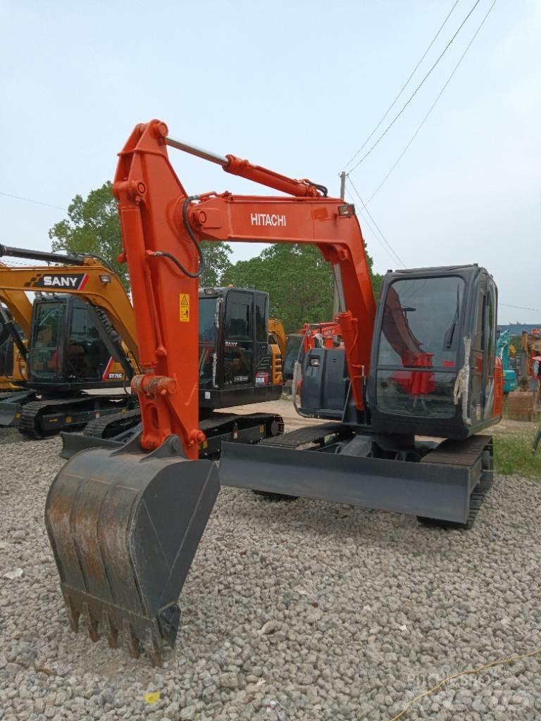 Hitachi ZX 70 小型挖掘机