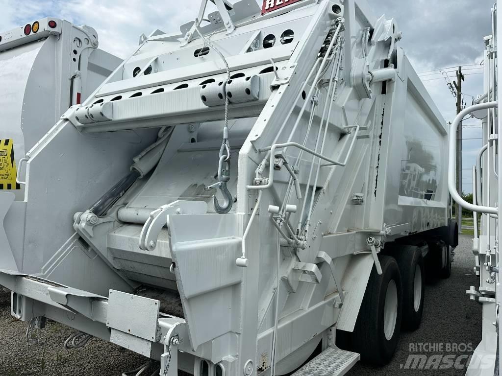 Mack MRU 633 垃圾车