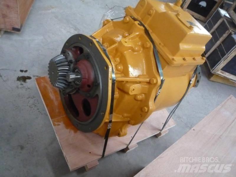 Komatsu D 155 A-1 传动装置