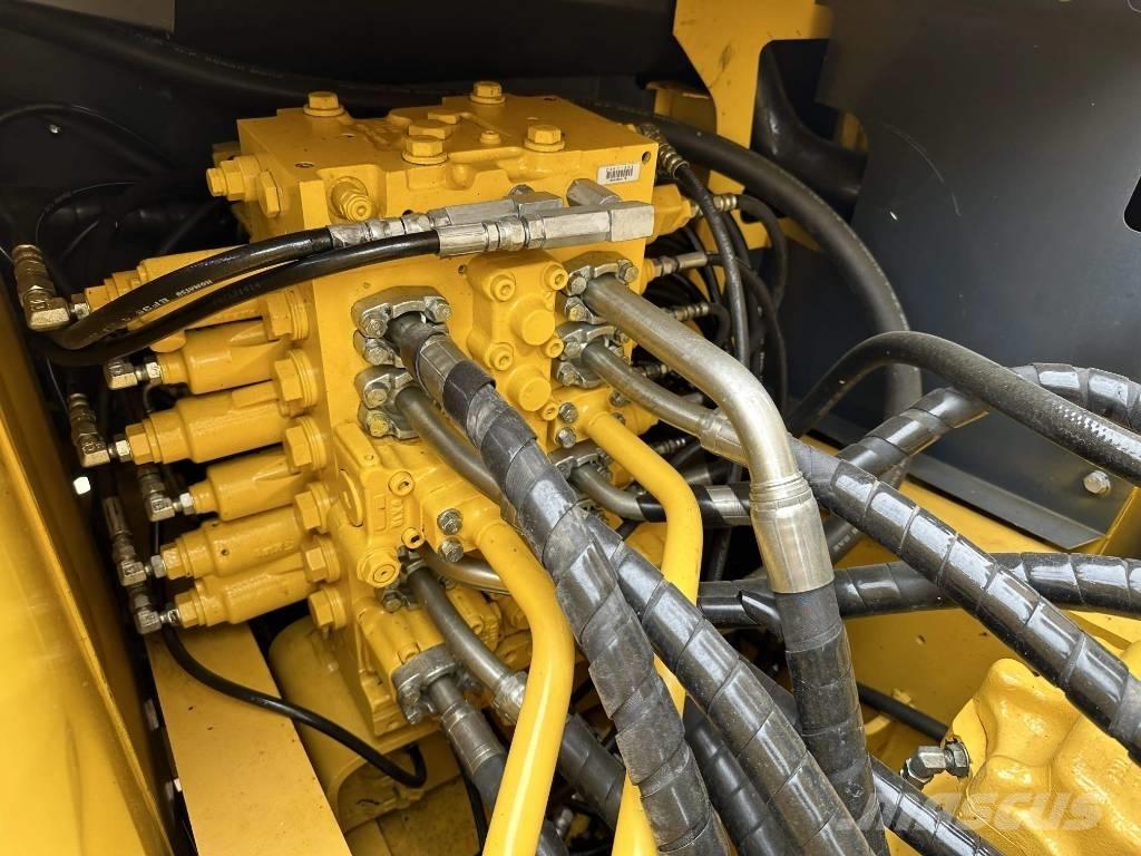 Komatsu PC 200-8 履带挖掘机