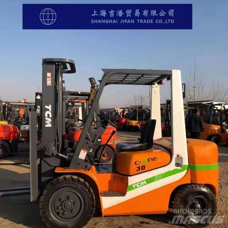 TCM FD 30 柴油叉车