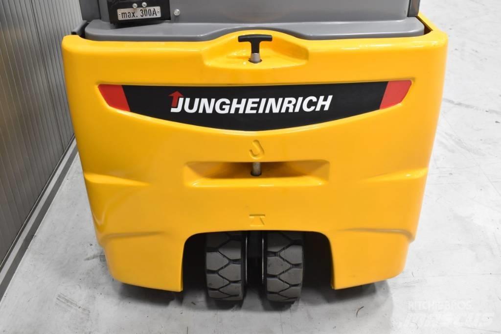 Jungheinrich EFG 220 电动叉车