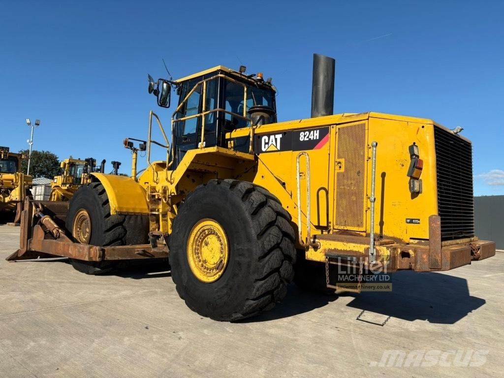 CAT 824 H 轮式推土机