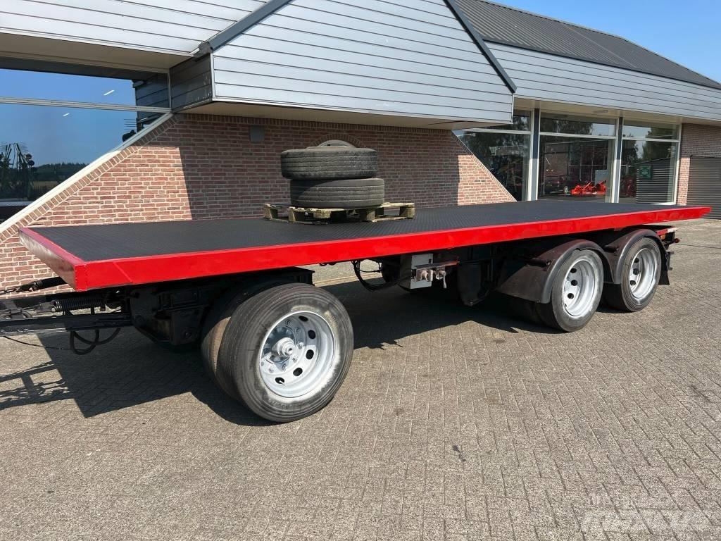 Pacton plattewagen 箱式拖车