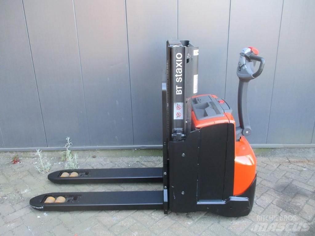 BT SWE 200D 手推堆垛车