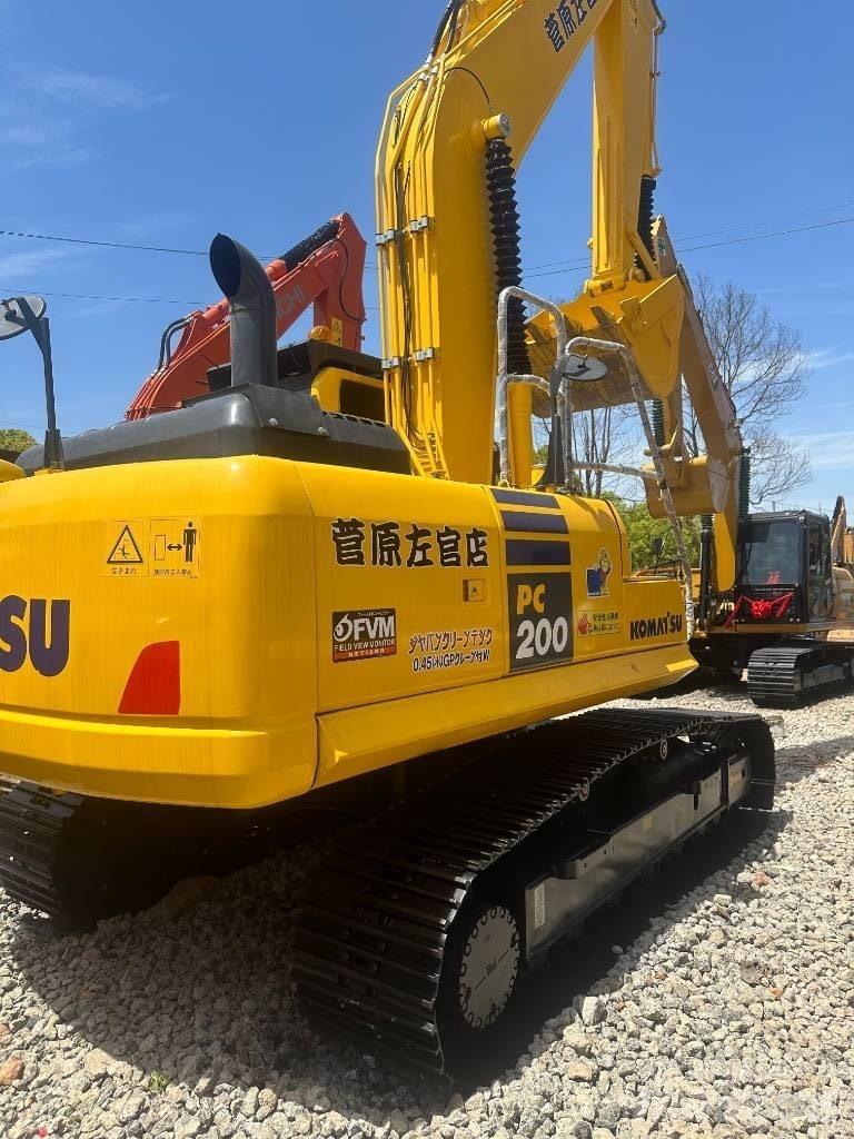 Komatsu PC 200-8 履带挖掘机