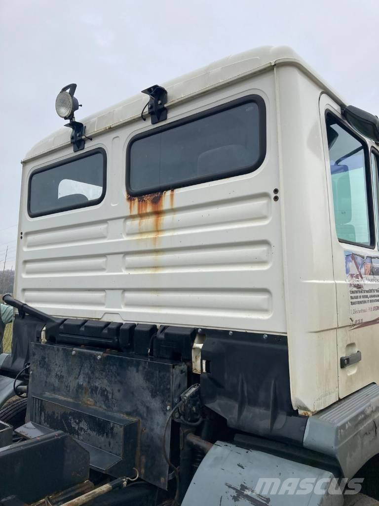 MAN FE 360 A 工程吊钩车