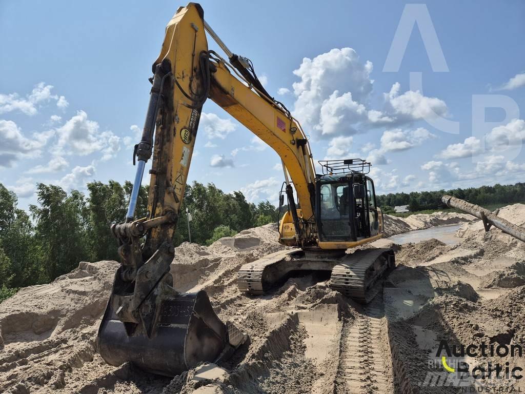 JCB JS 220 履带挖掘机