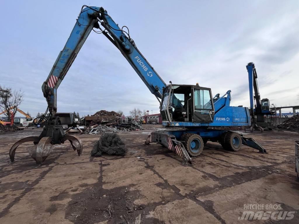 Fuchs MHL 340 工业挖掘机