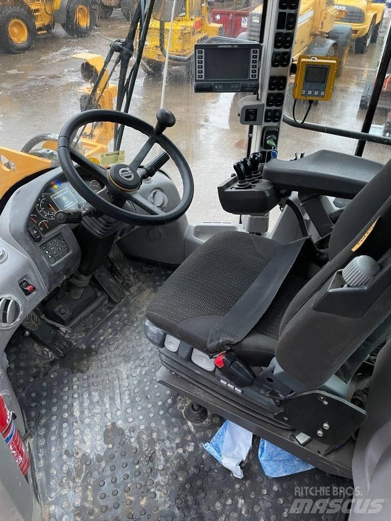 Volvo L110H 轮式装载机