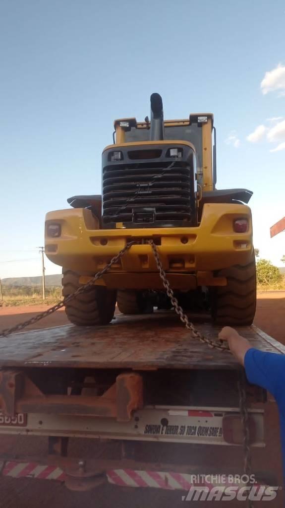 Volvo L 90 F 轮式装载机