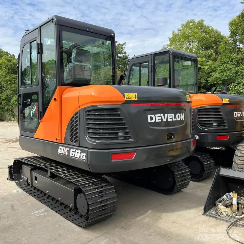 Develon DX60D 小型挖掘机