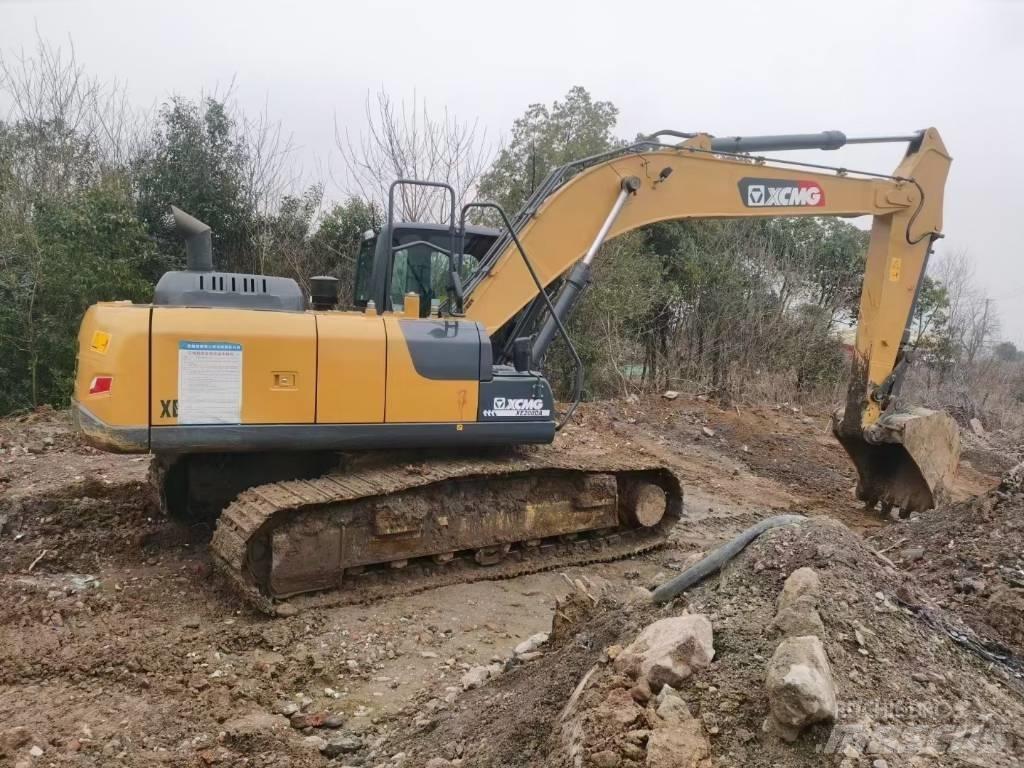 XCMG XE200DA 履带挖掘机