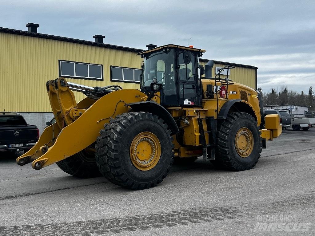 CAT 982 M 轮式装载机
