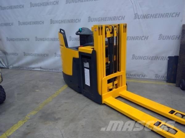 Jungheinrich ERD 220 行走式堆垛机
