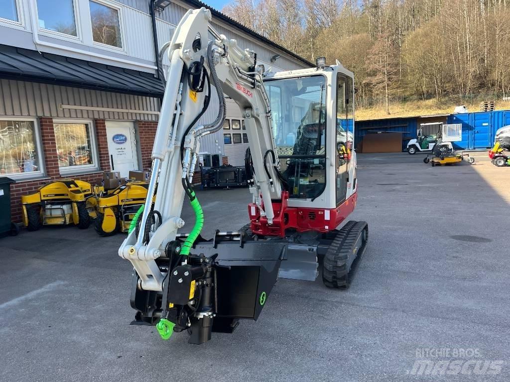 Takeuchi TB 225 小型挖掘机