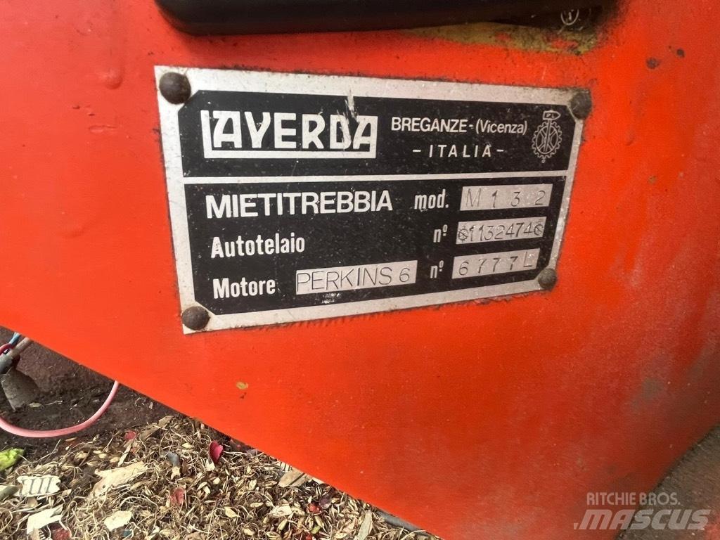  Lavarda M132 联合收割机