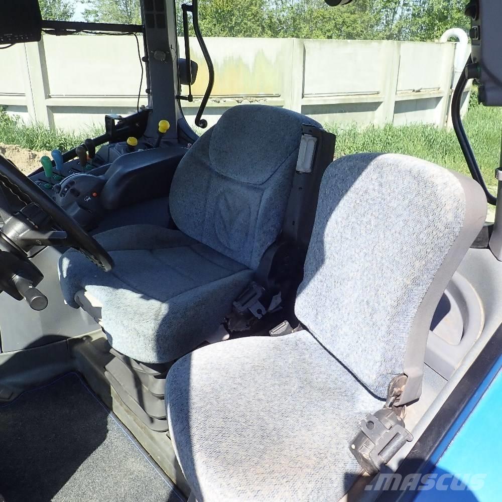 New Holland TA 135 A 拖拉机/农用车