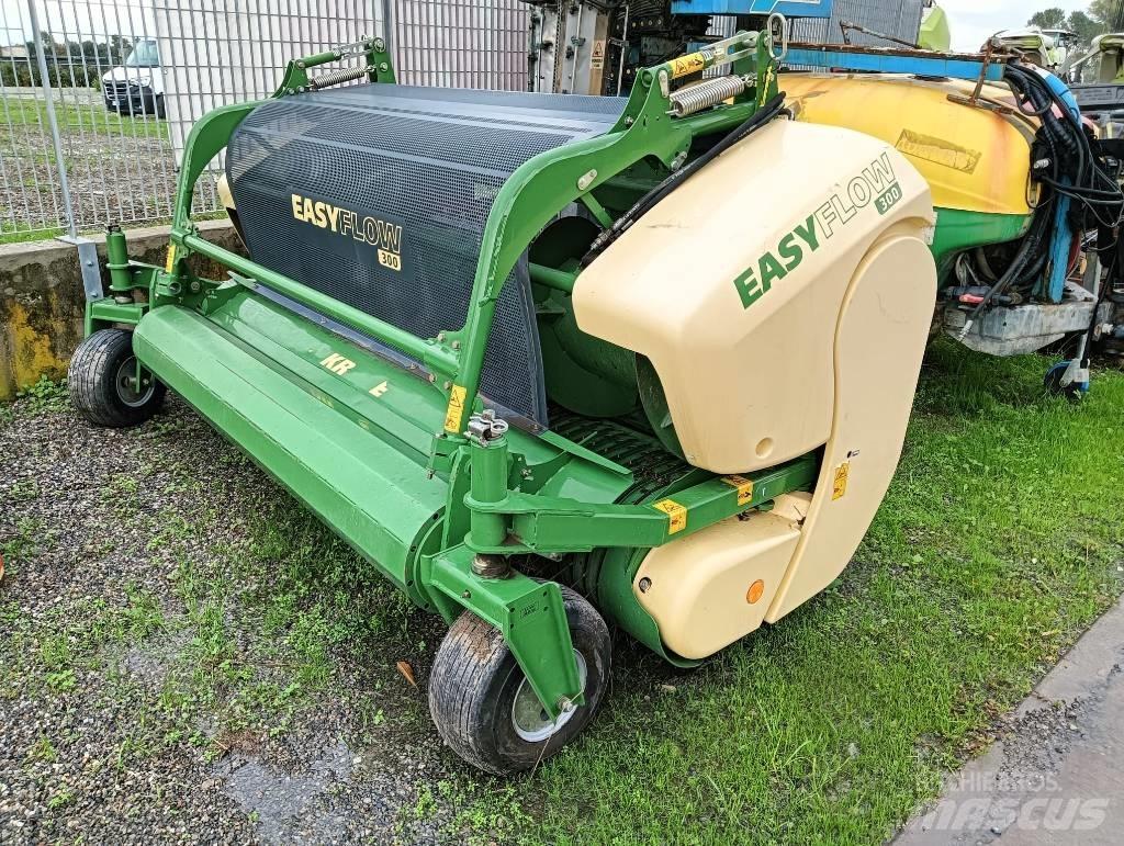 Krone Easy Flow 300 自走式青贮饲料收割机