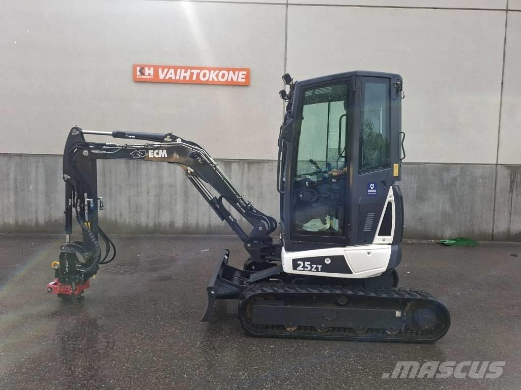 ECM 25 ZT 小型挖掘机