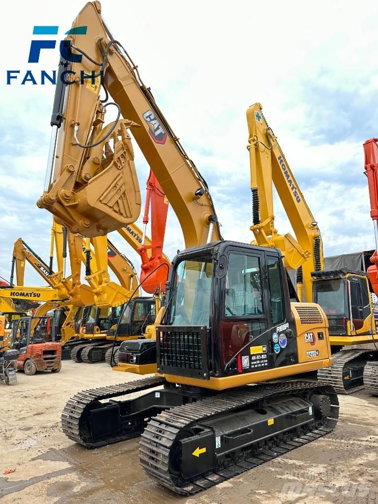 CAT 313D2GC 中型挖掘机