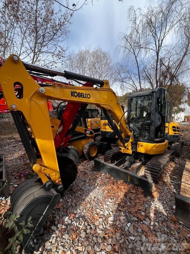 Kobelco SK35 小型挖掘机