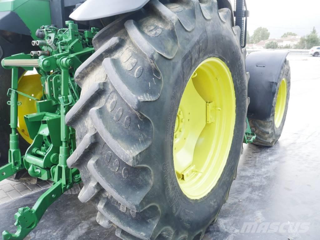 John Deere 6800 拖拉机/农用车