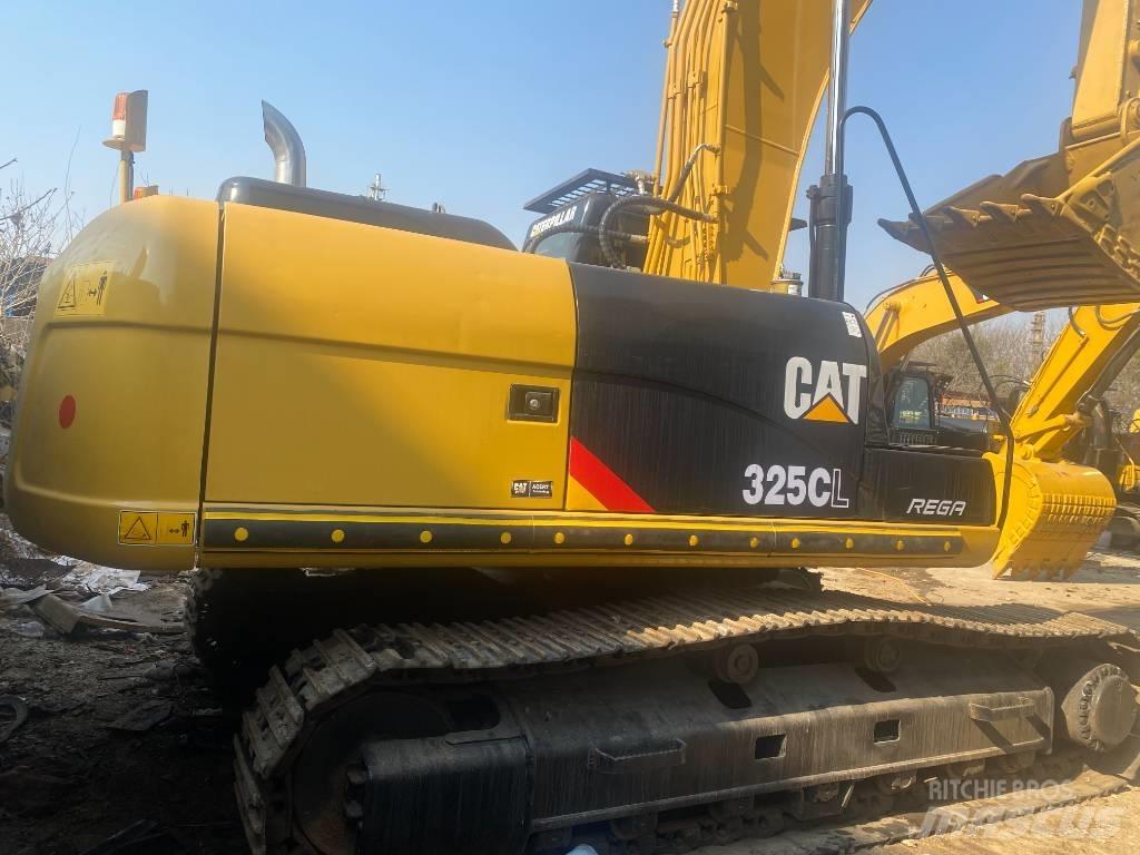 CAT 325 CL 履带挖掘机