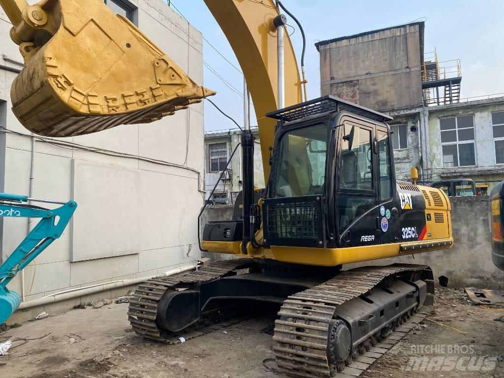 CAT 325 CL 履带挖掘机