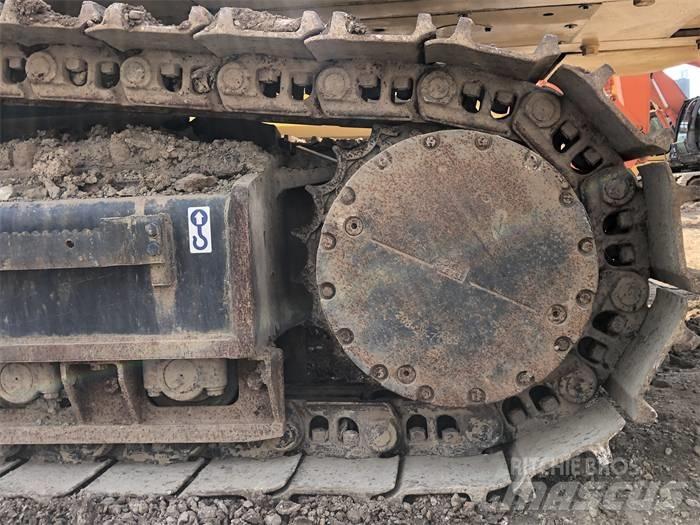 Komatsu PC450-8 履带挖掘机