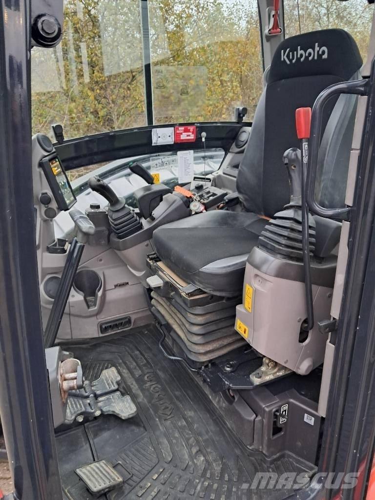 Kubota U 56-5 小型挖掘机