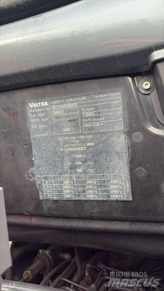 Valtra T 254 拖拉机/农用车