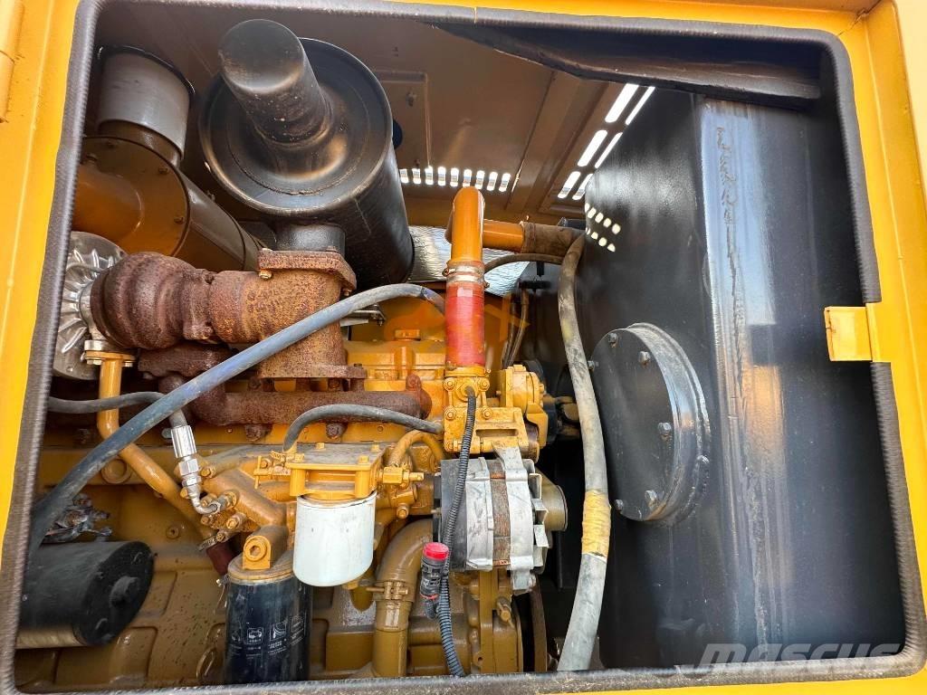 XCMG GR 180 平地机/推土机