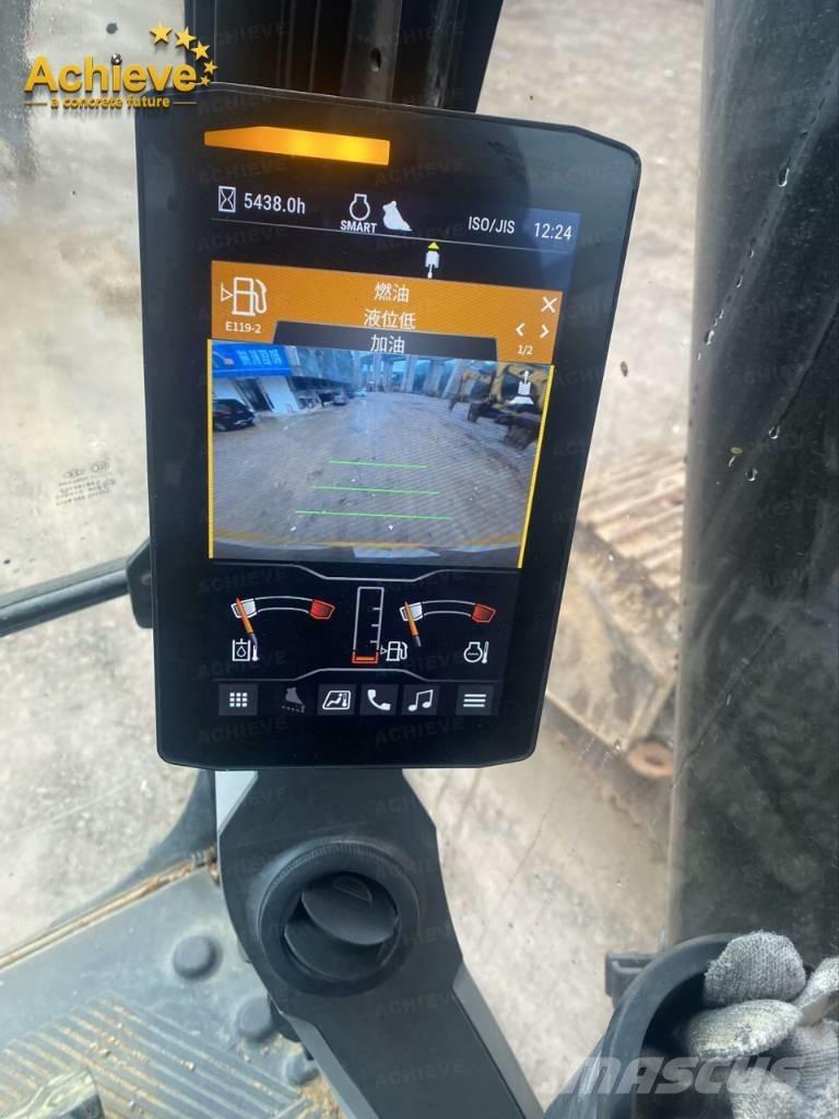 CAT 320 履带挖掘机